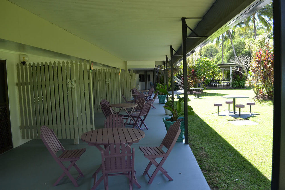Bramston Beach Motel Eksteriør bilde