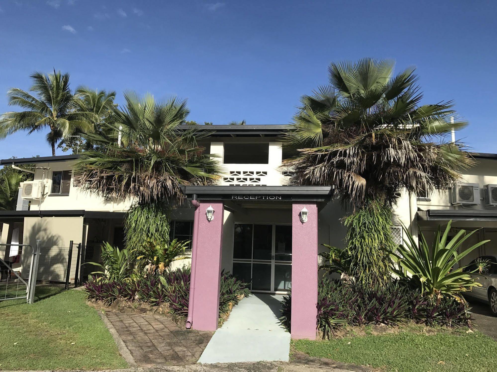 Bramston Beach Motel Eksteriør bilde