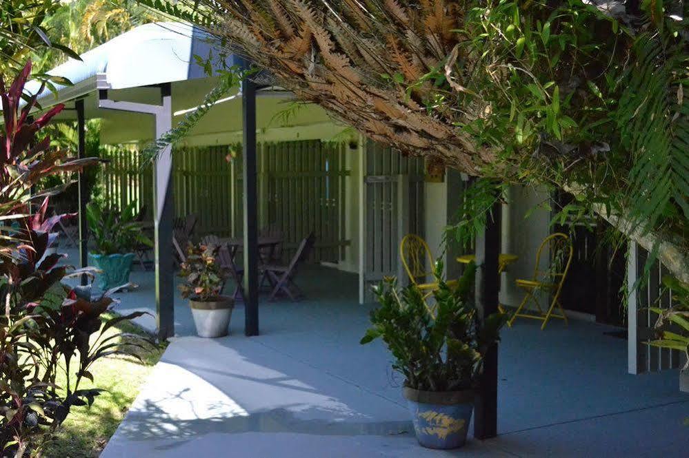 Bramston Beach Motel Eksteriør bilde
